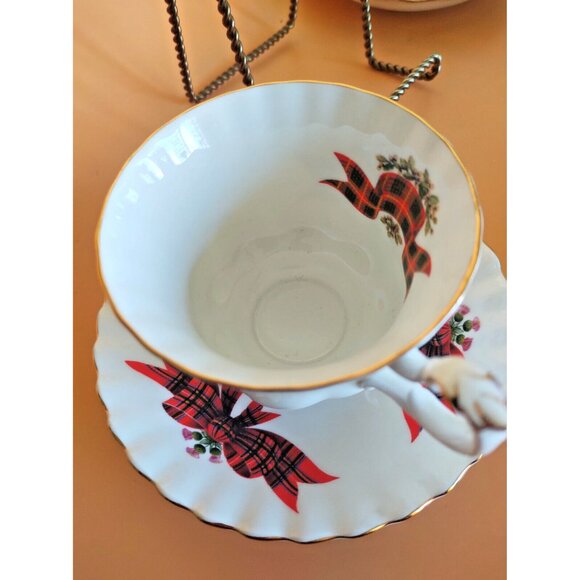 Royal Albert Footed Montrose Shape Teacup And Saucer Tartan Series - Picture 8 of 13